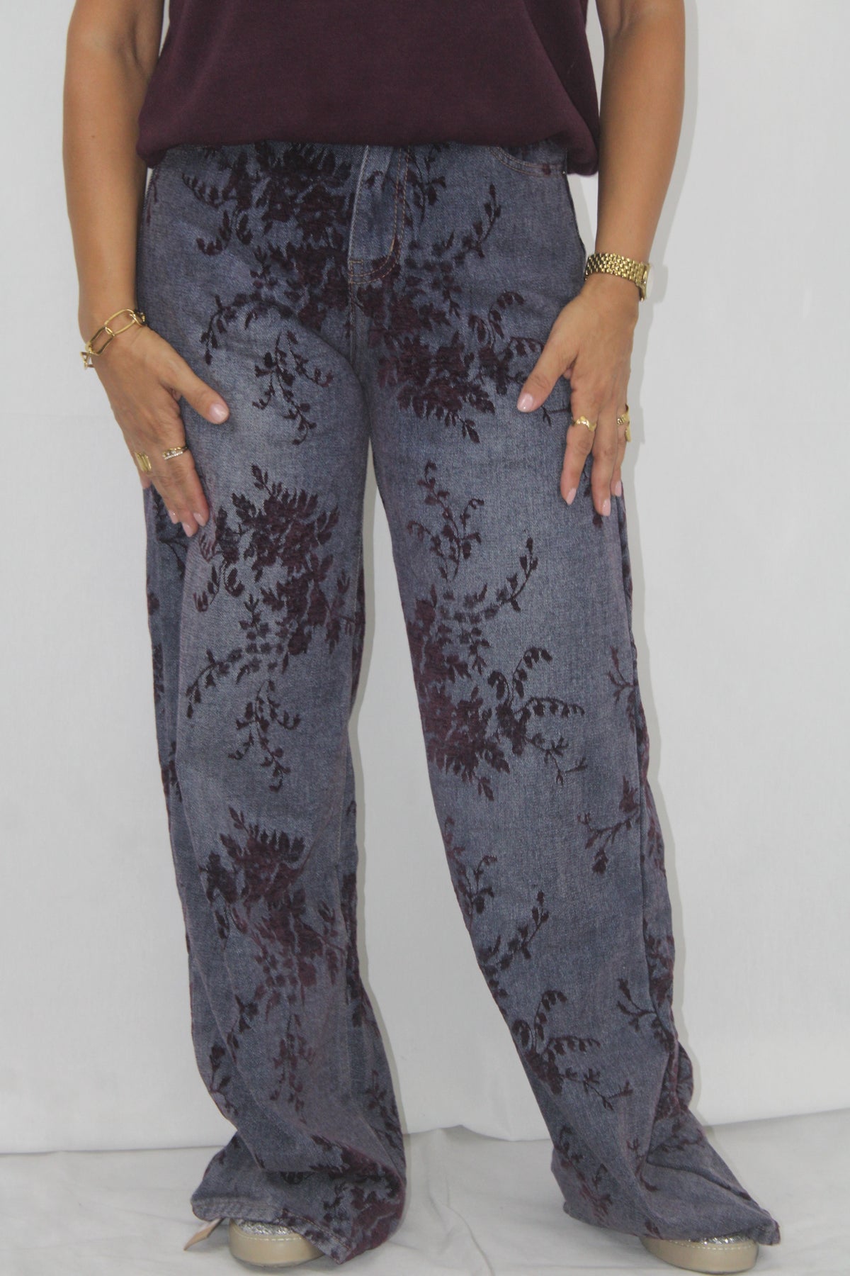 Calça com Relevo em Veludo