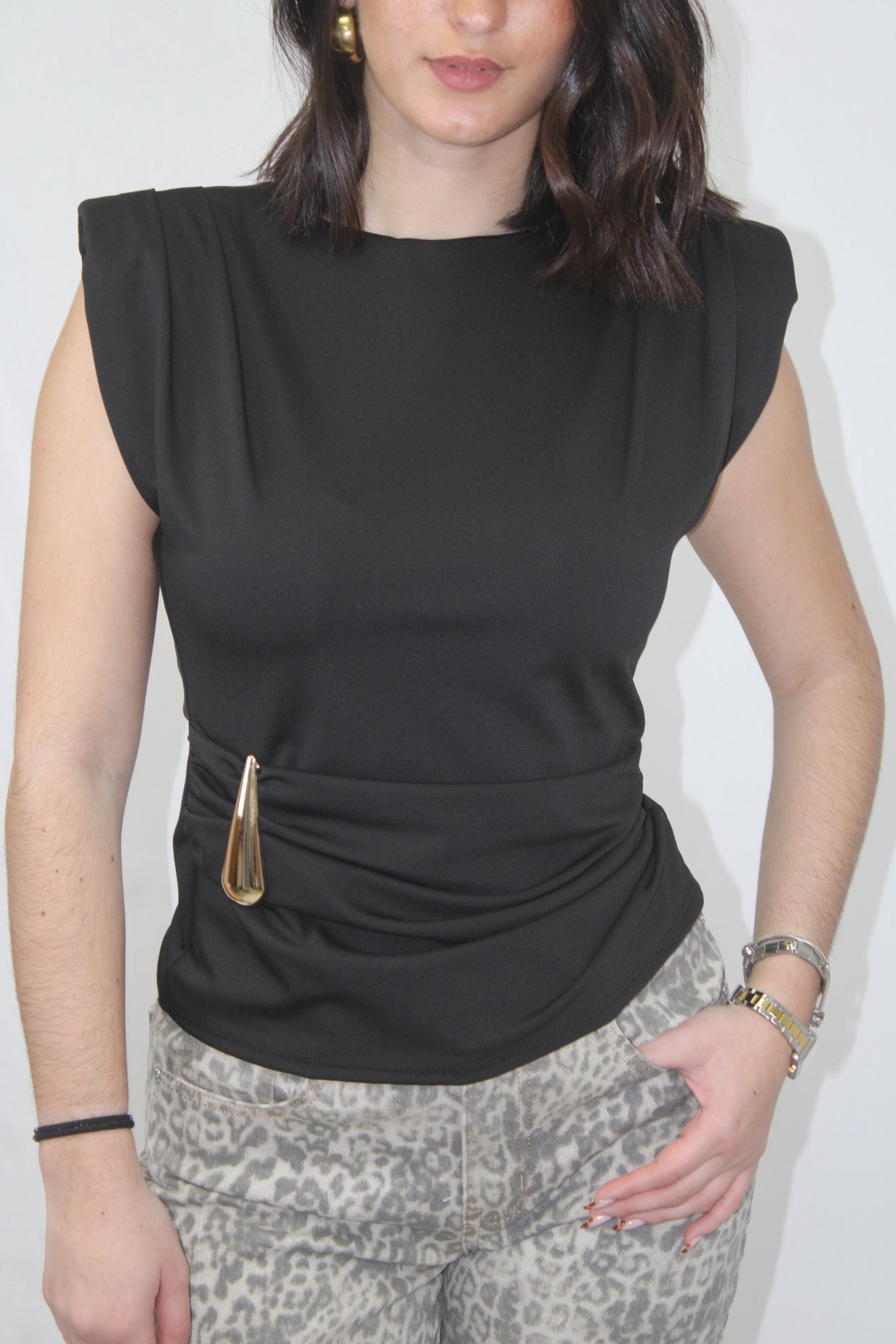Top com Detalhe Dourado