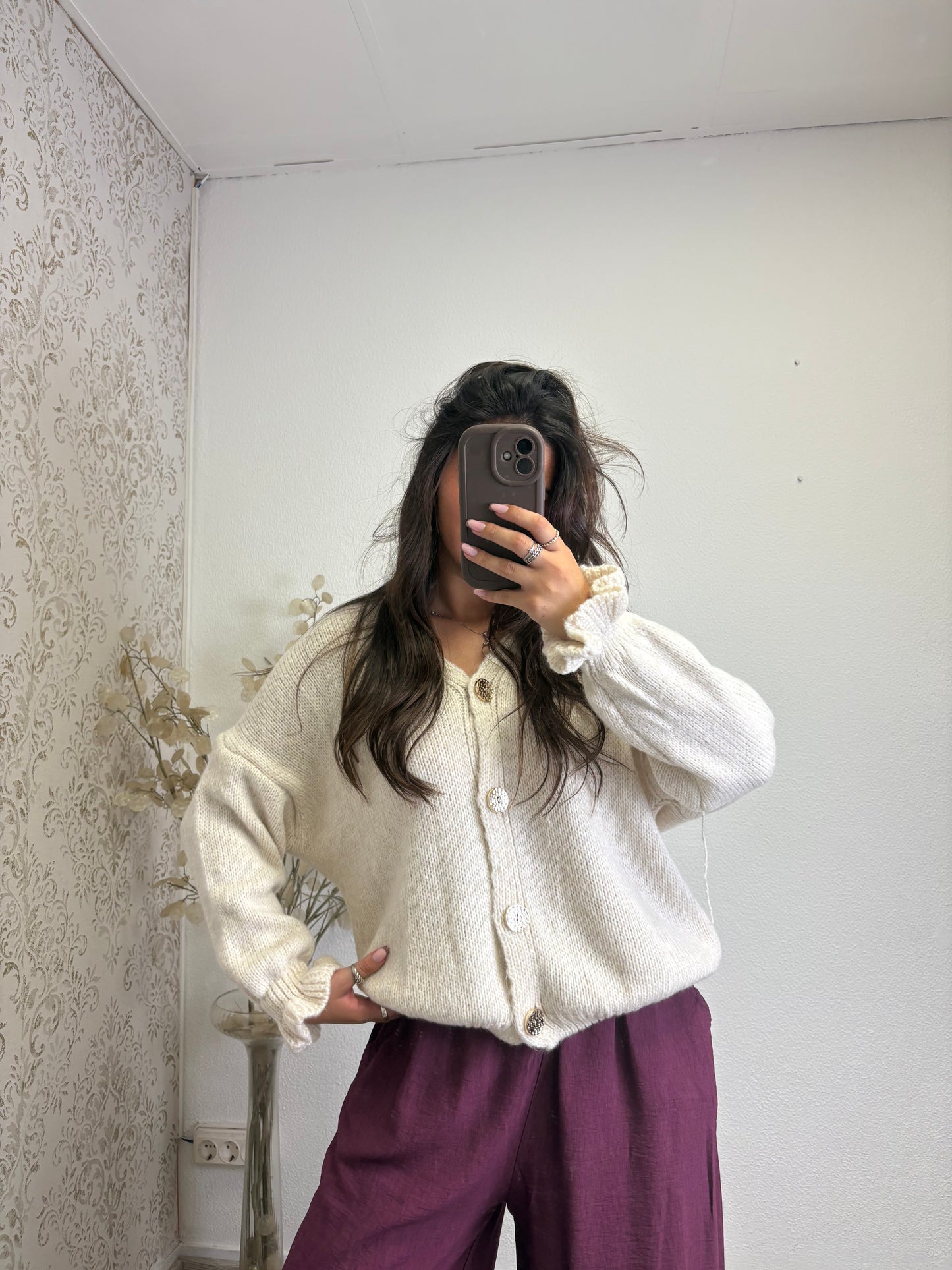 Cardigan Oversized com Folho na Manga