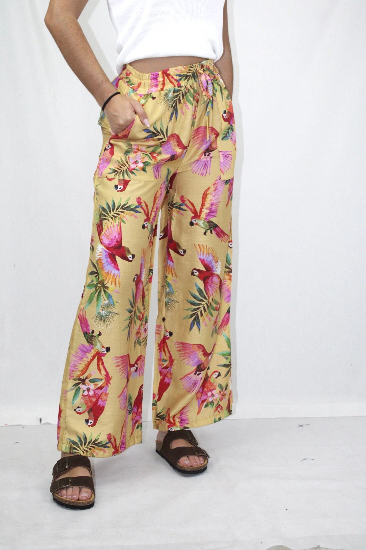 Pantalonas com Elástico na Cintura