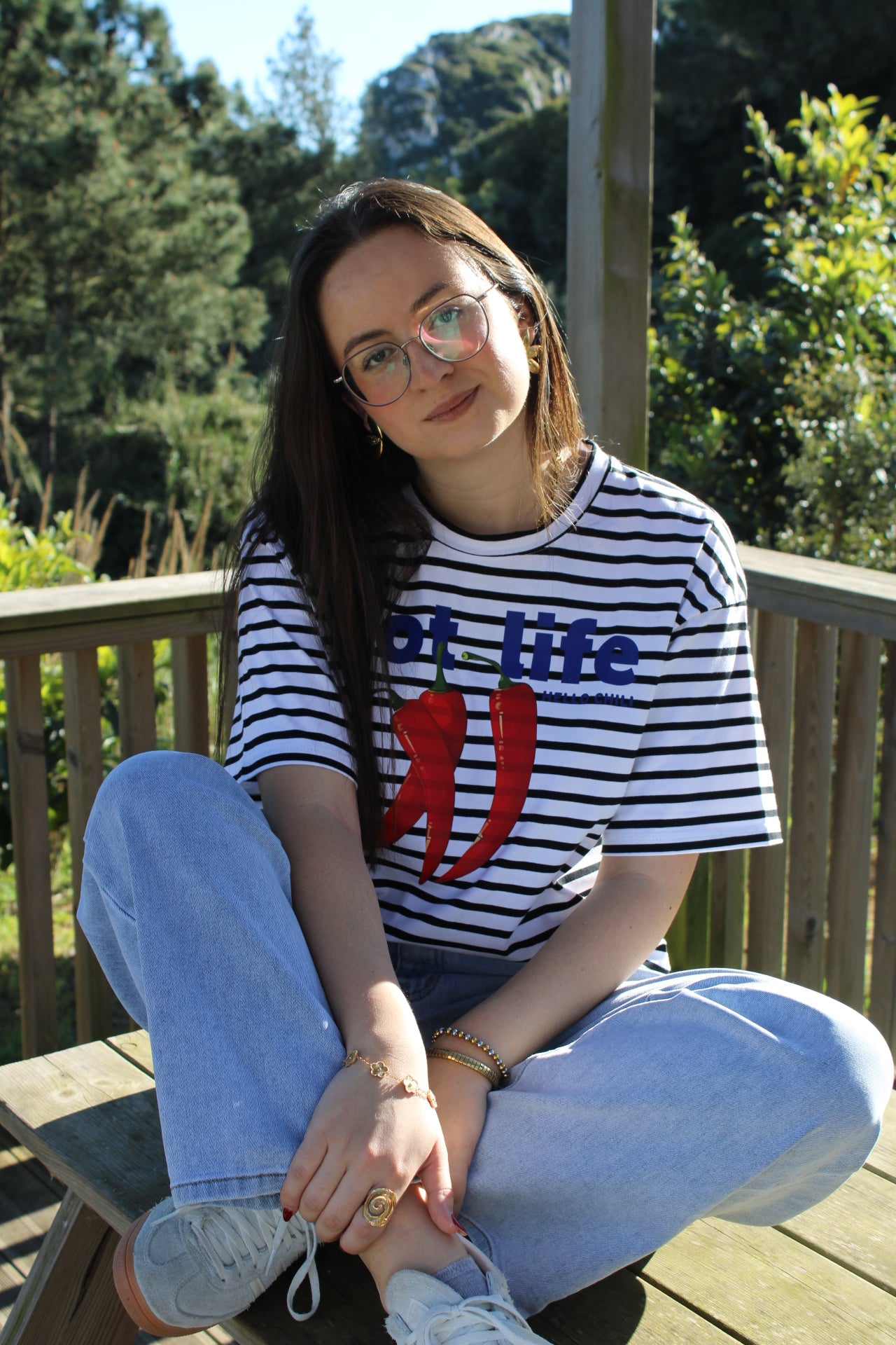 T-shirt Riscas e Estampa