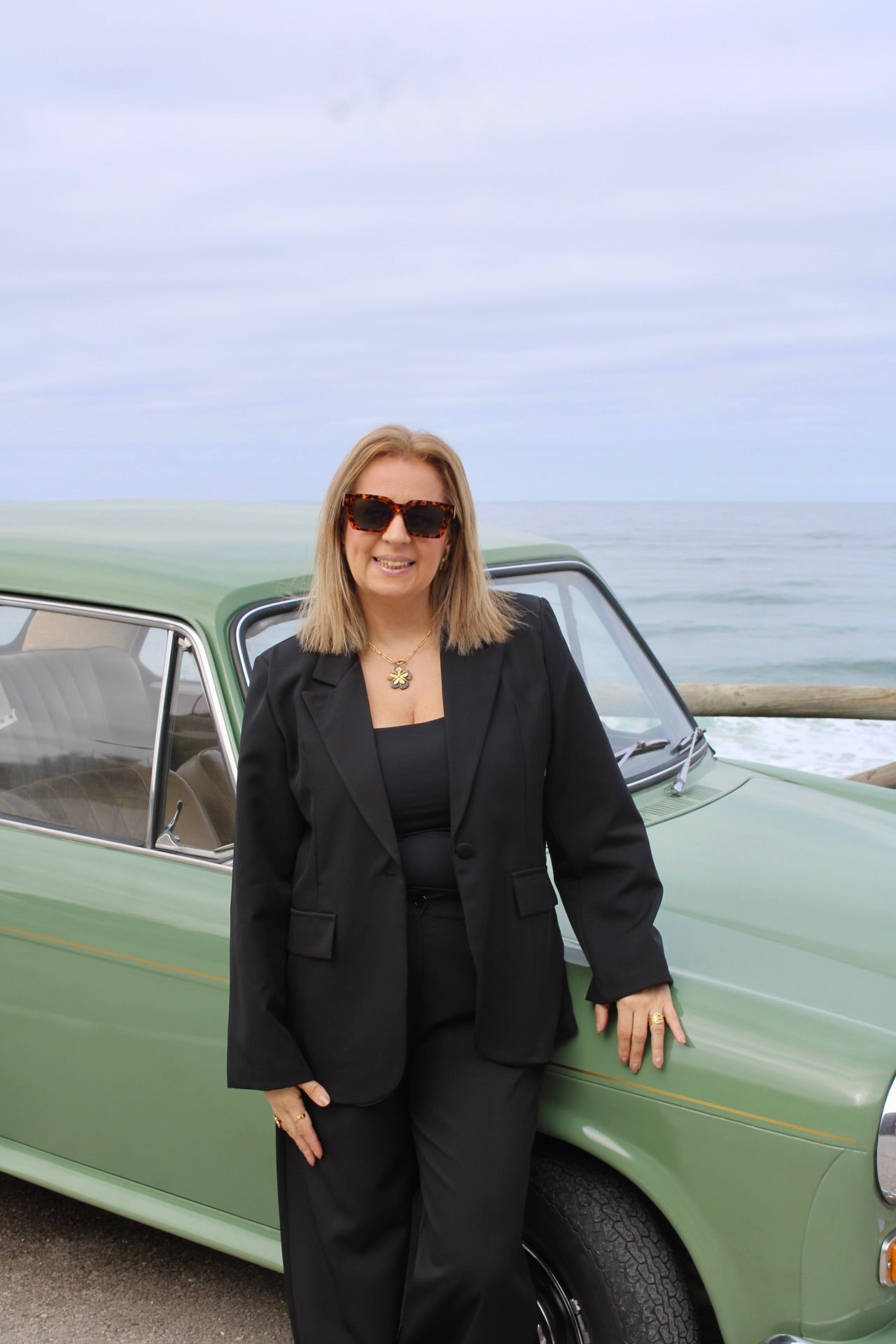 Conjunto de Blazer e Calça de Fato