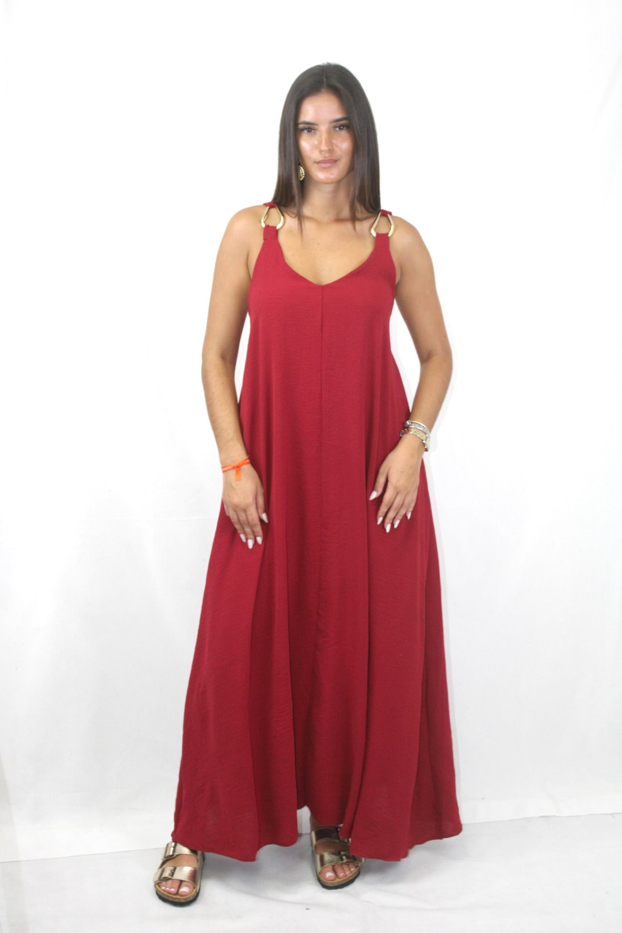 Vestido Comprido com Detalhe Dourado