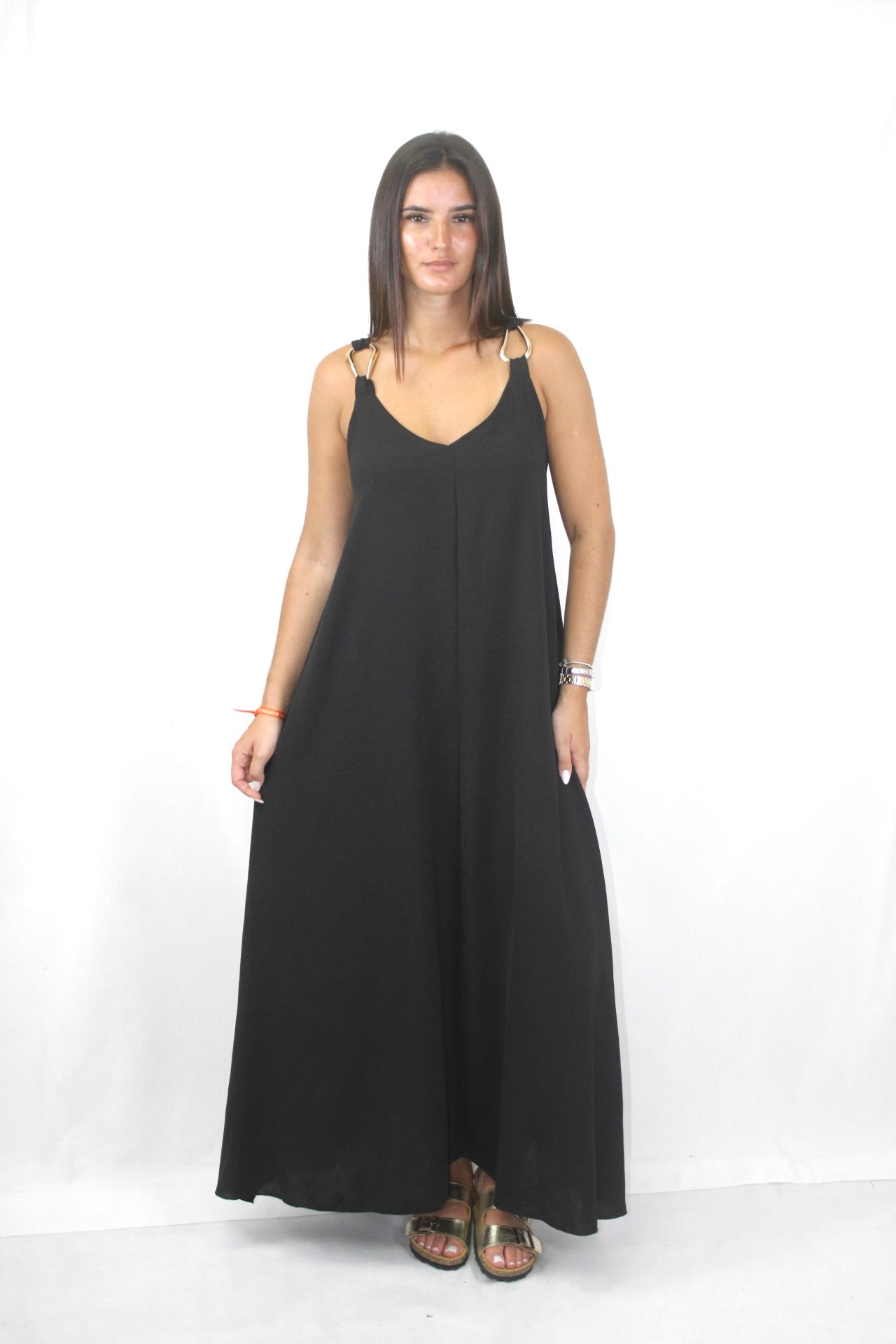 Vestido Comprido com Detalhe Dourado