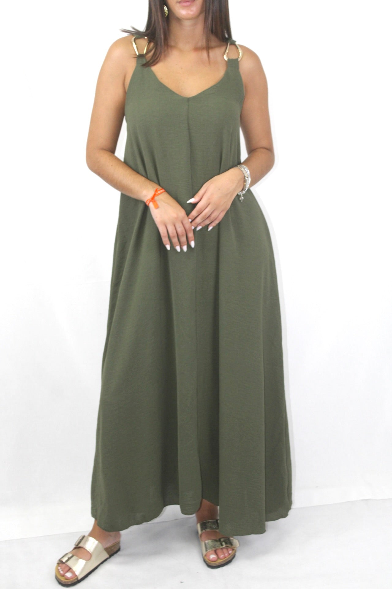 Vestido Comprido com Detalhe Dourado