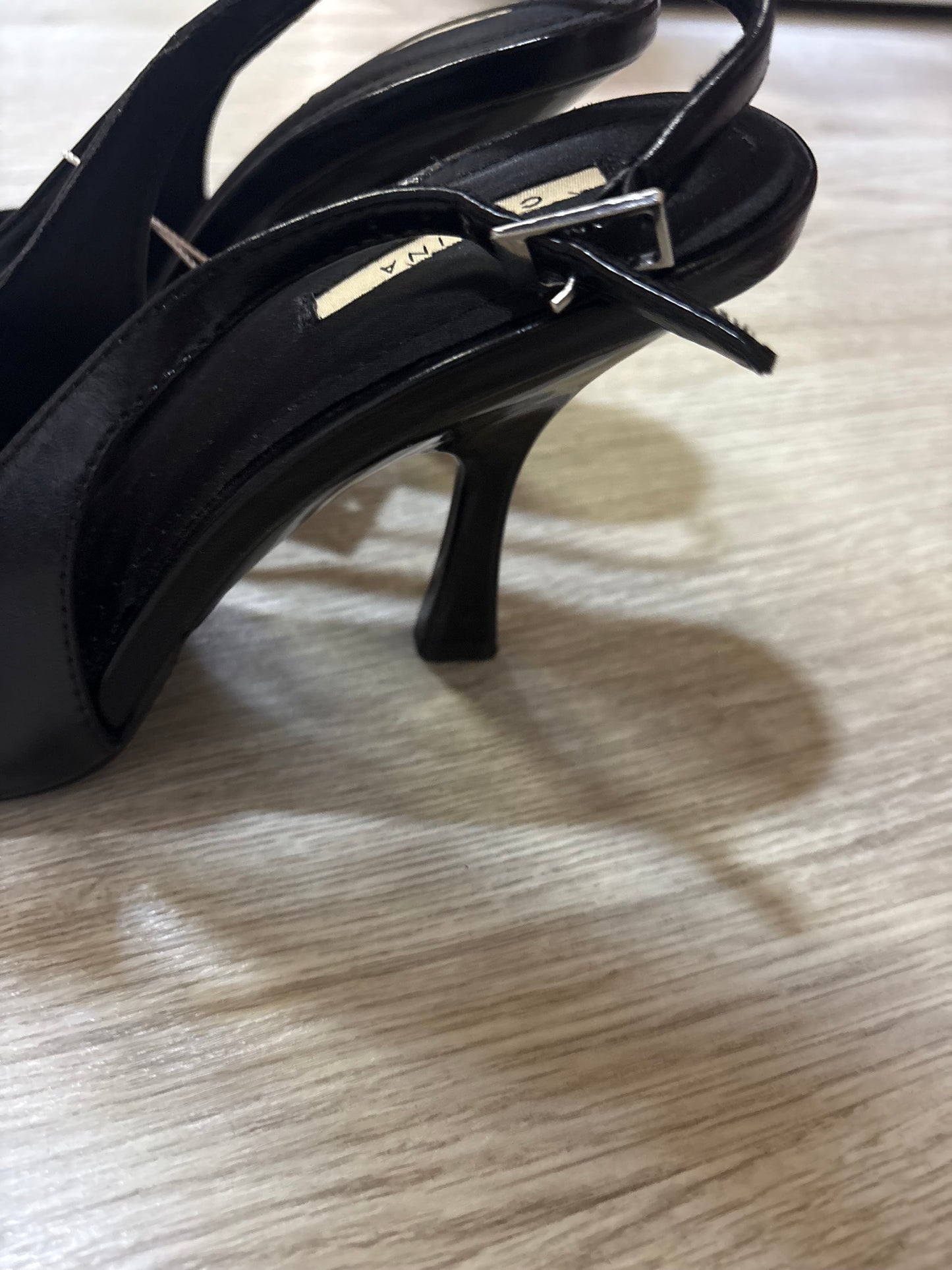 Sapato Pump Sling Back Corina