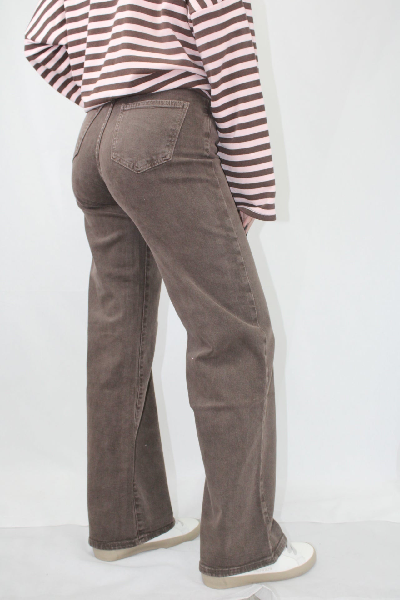 Calças WideLeg em Castanho