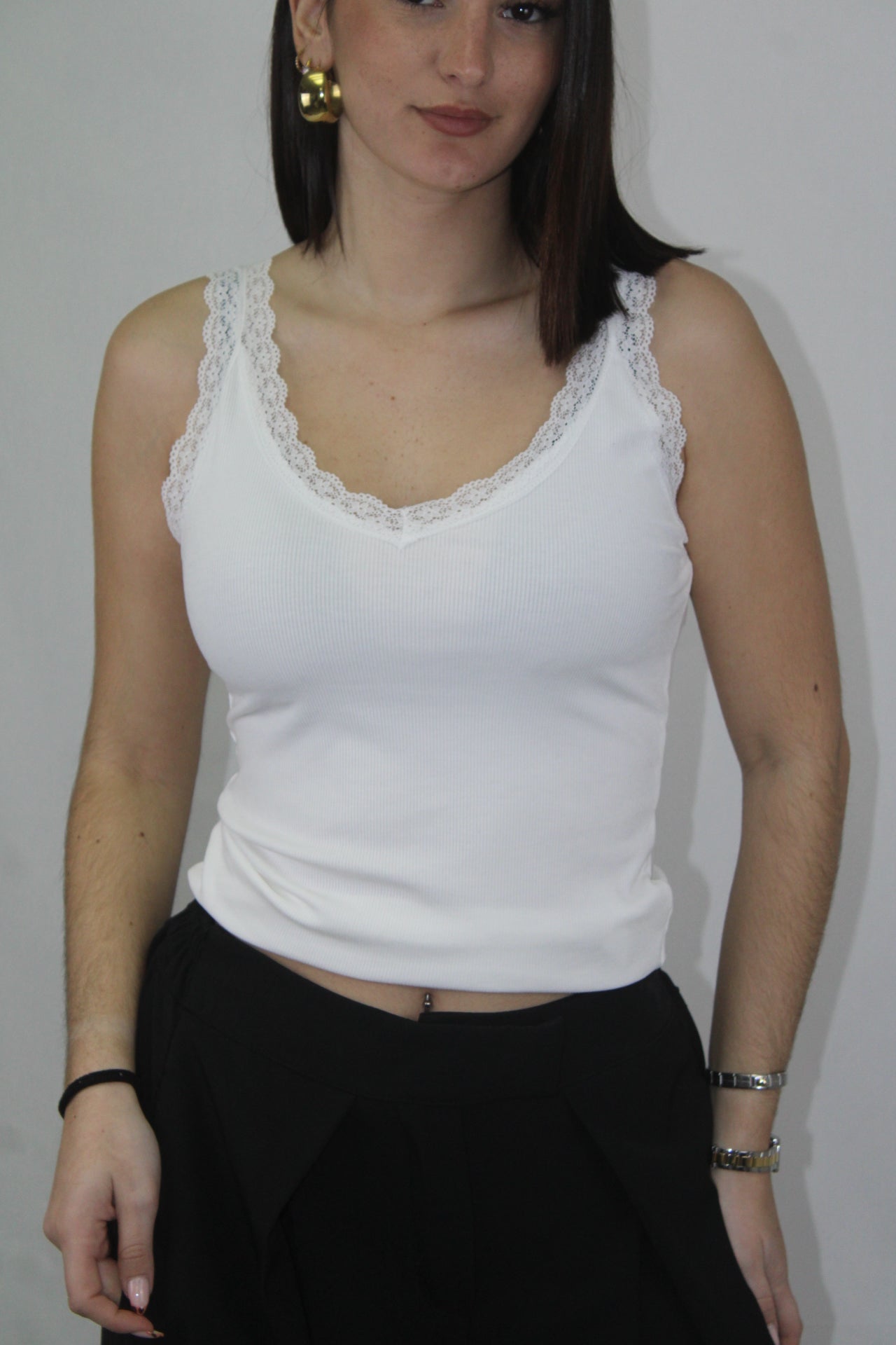 Top com Detalhe em Renda