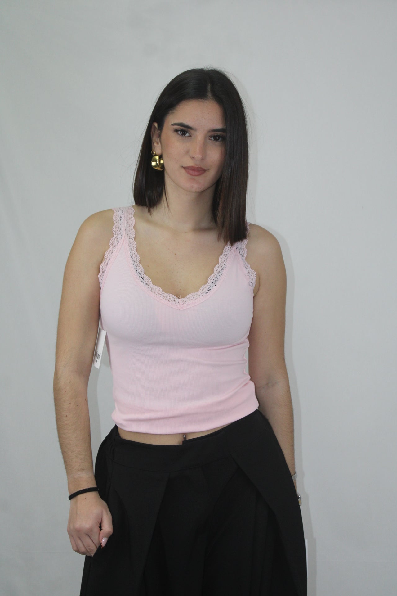 Top com Detalhe em Renda
