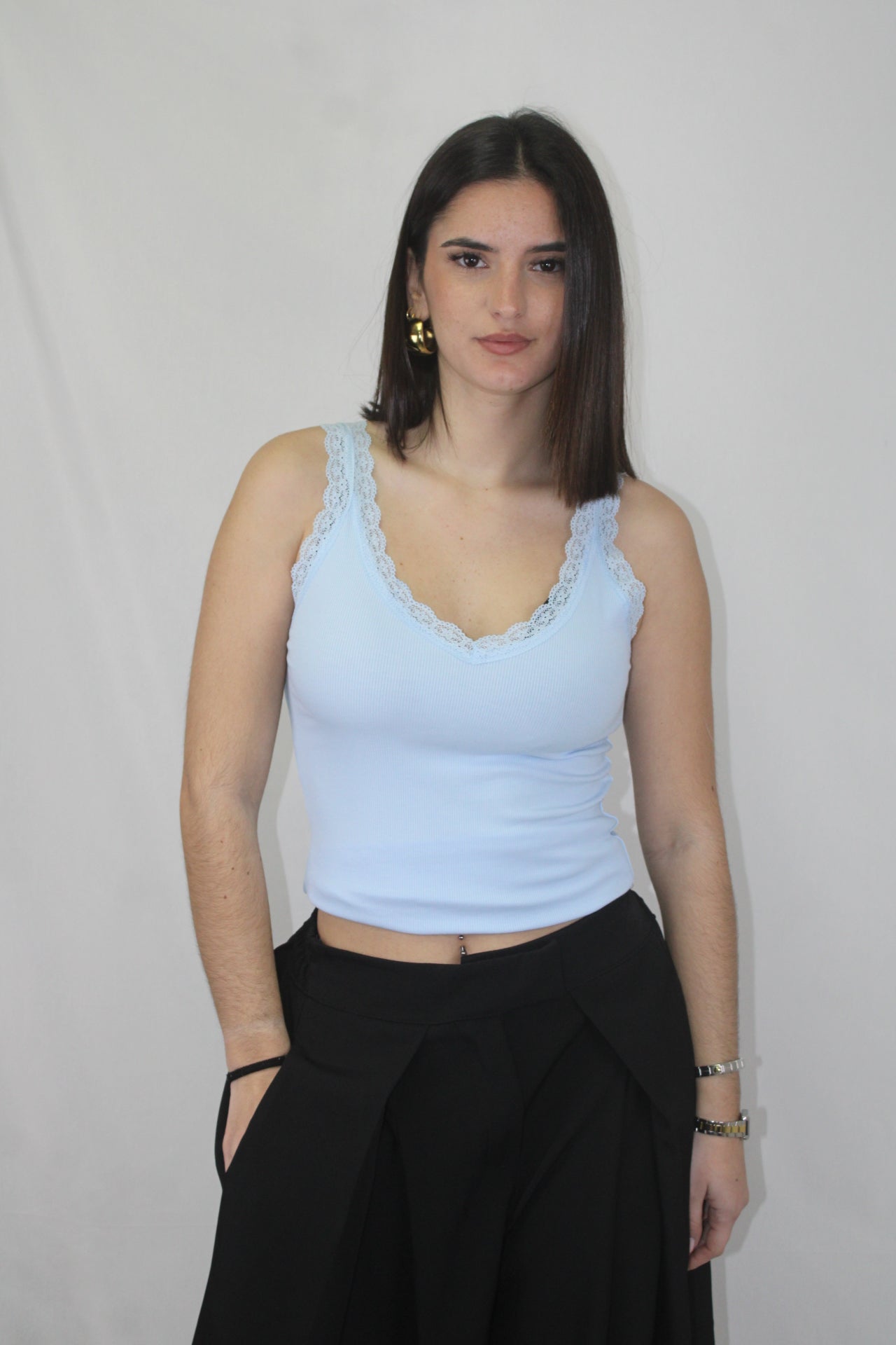 Top com Detalhe em Renda