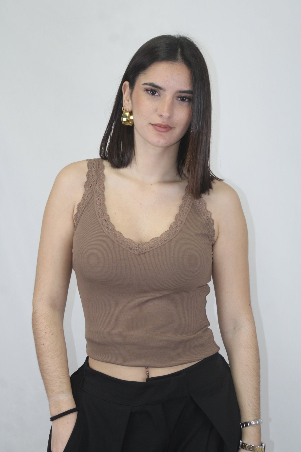 Top com Detalhe em Renda