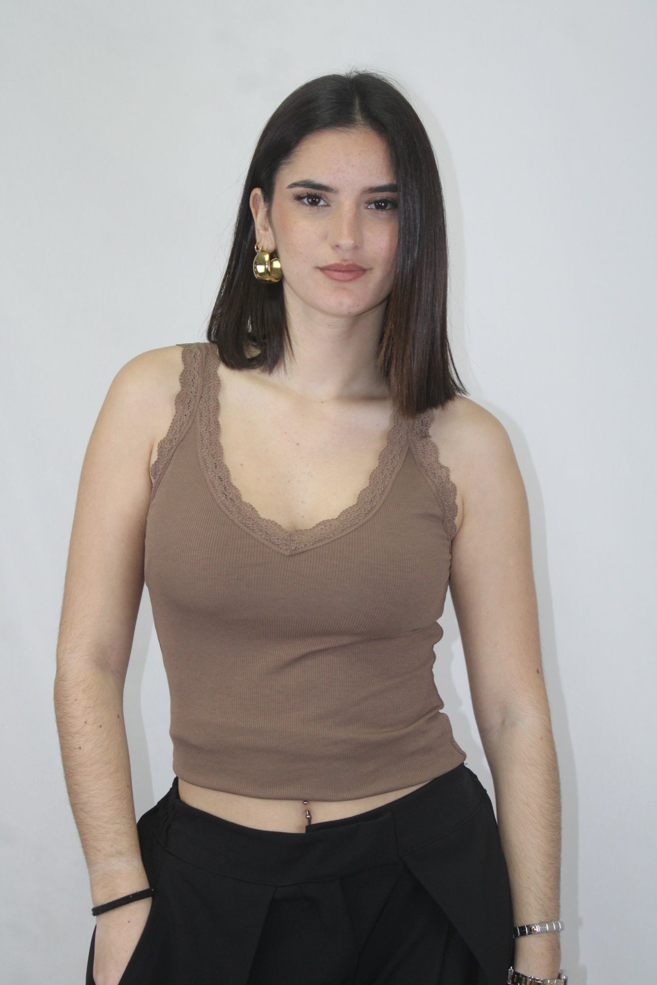 Top com Detalhe em Renda