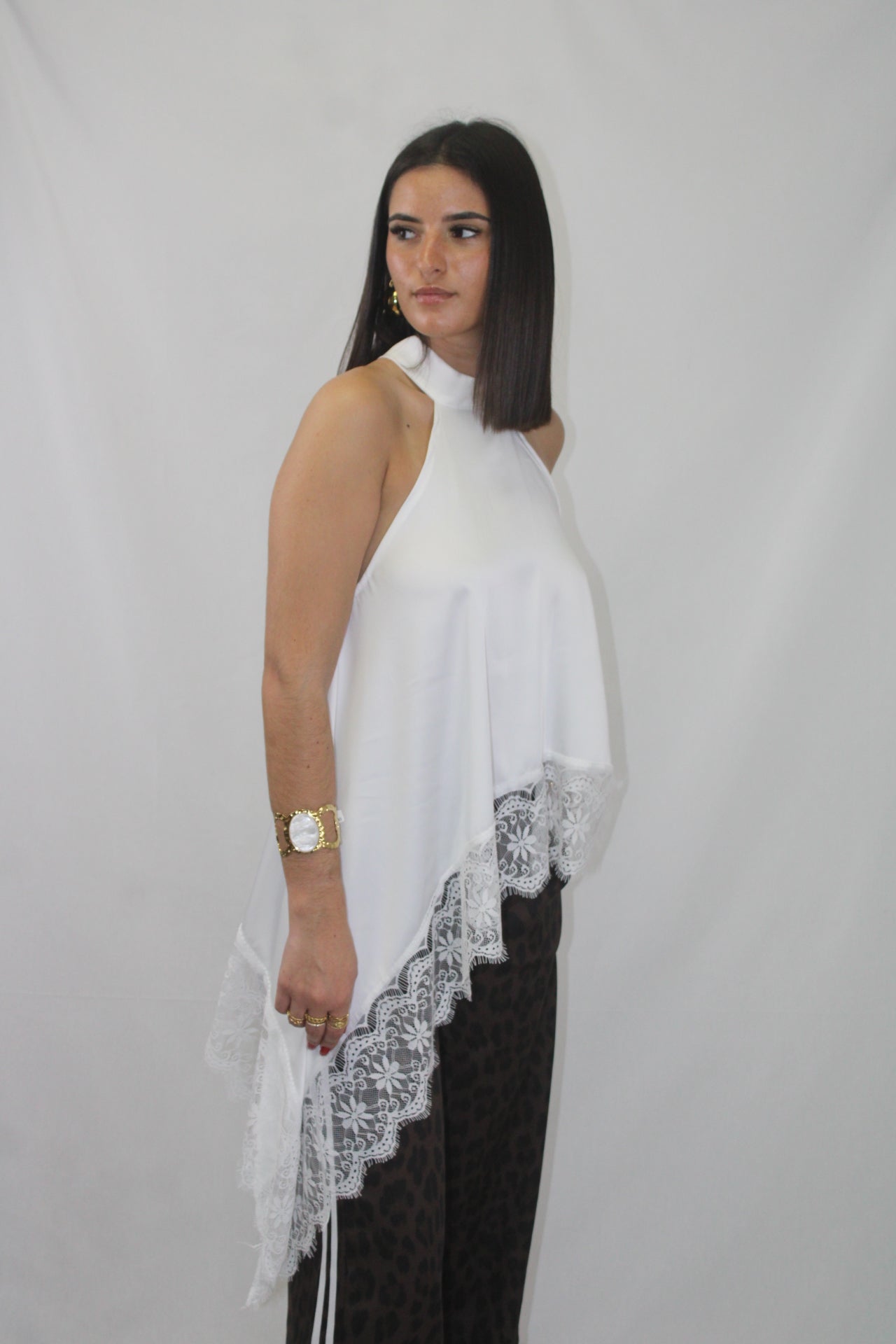 Top Halter Assimétrico