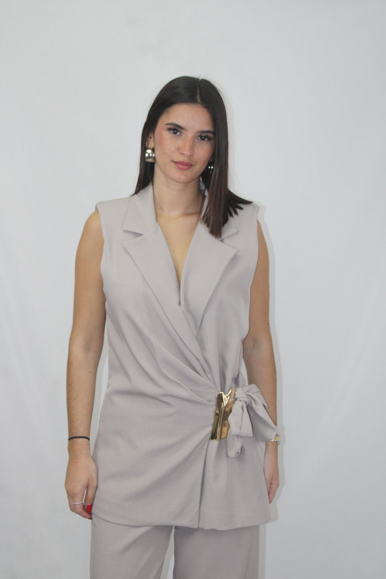Conjunto com Detalhe Dourado