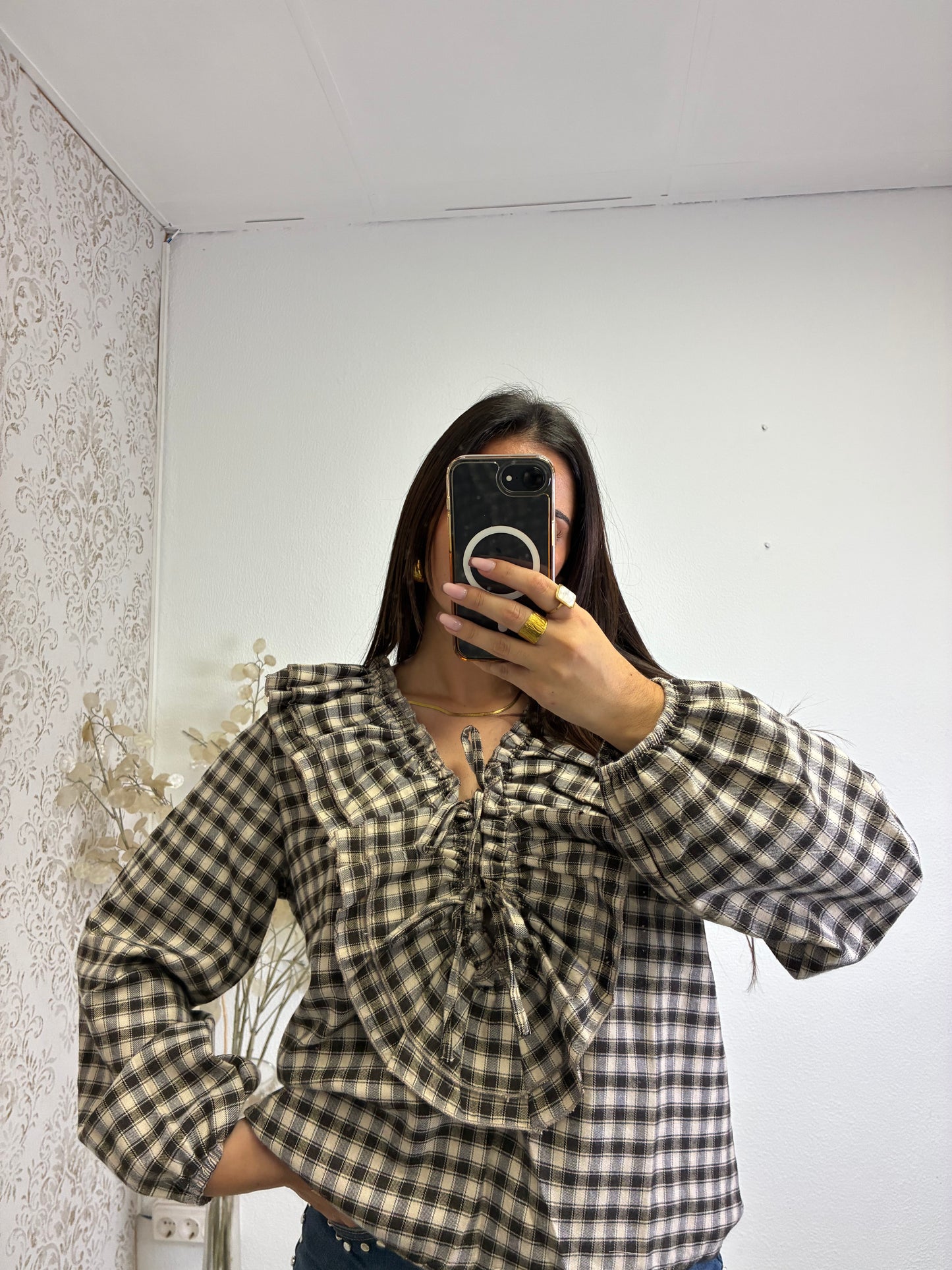 Blusa em Xadrez com Folhos