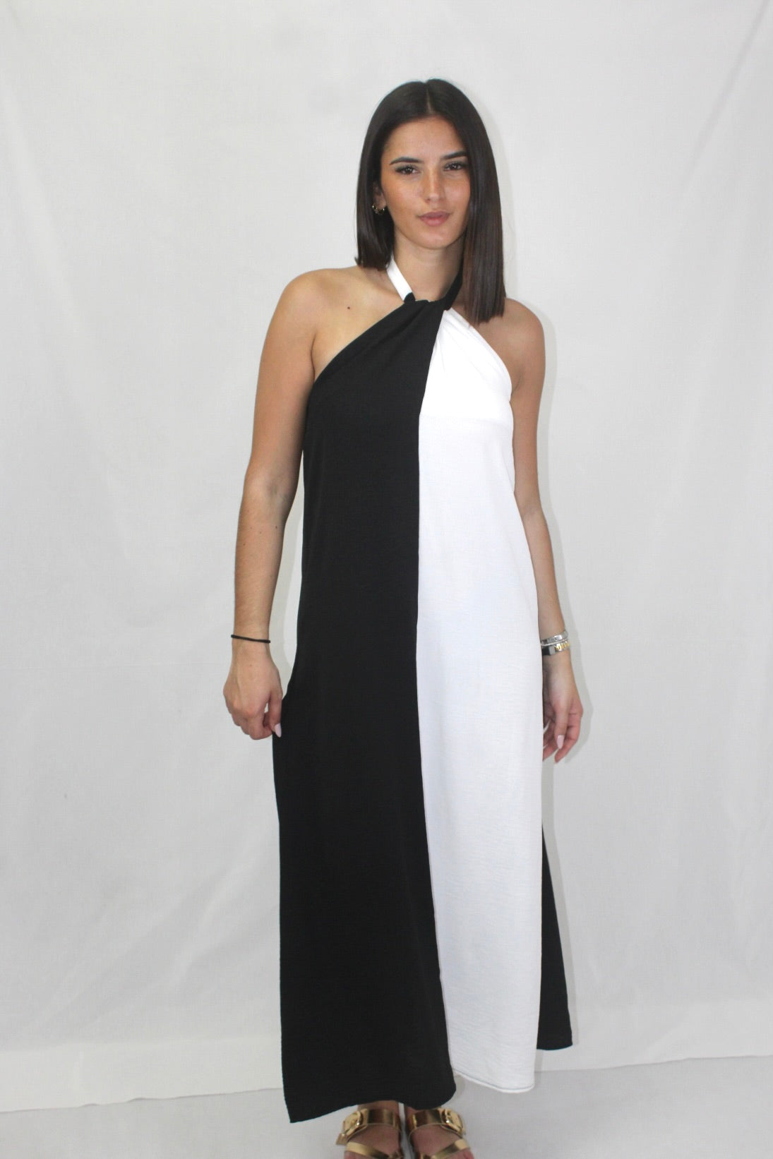 Vestido de Atar ao Pescoço