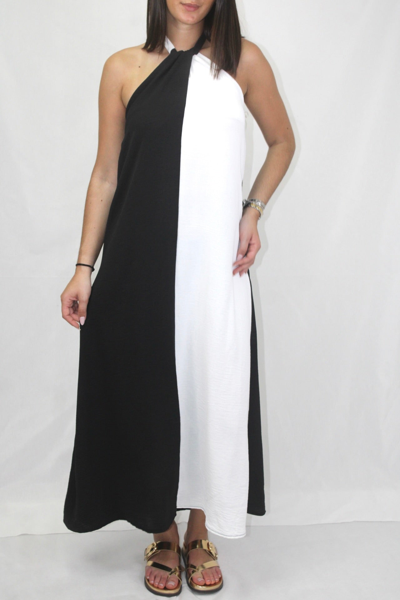Vestido de Atar ao Pescoço