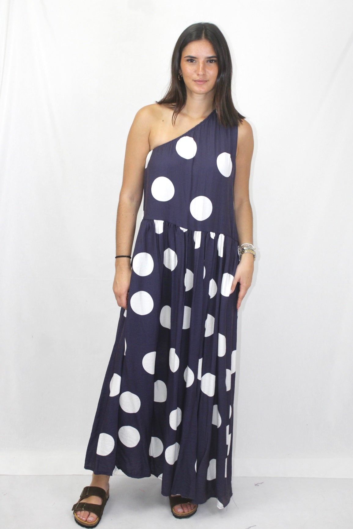 Vestido Polka Dot com Ombro Descoberto