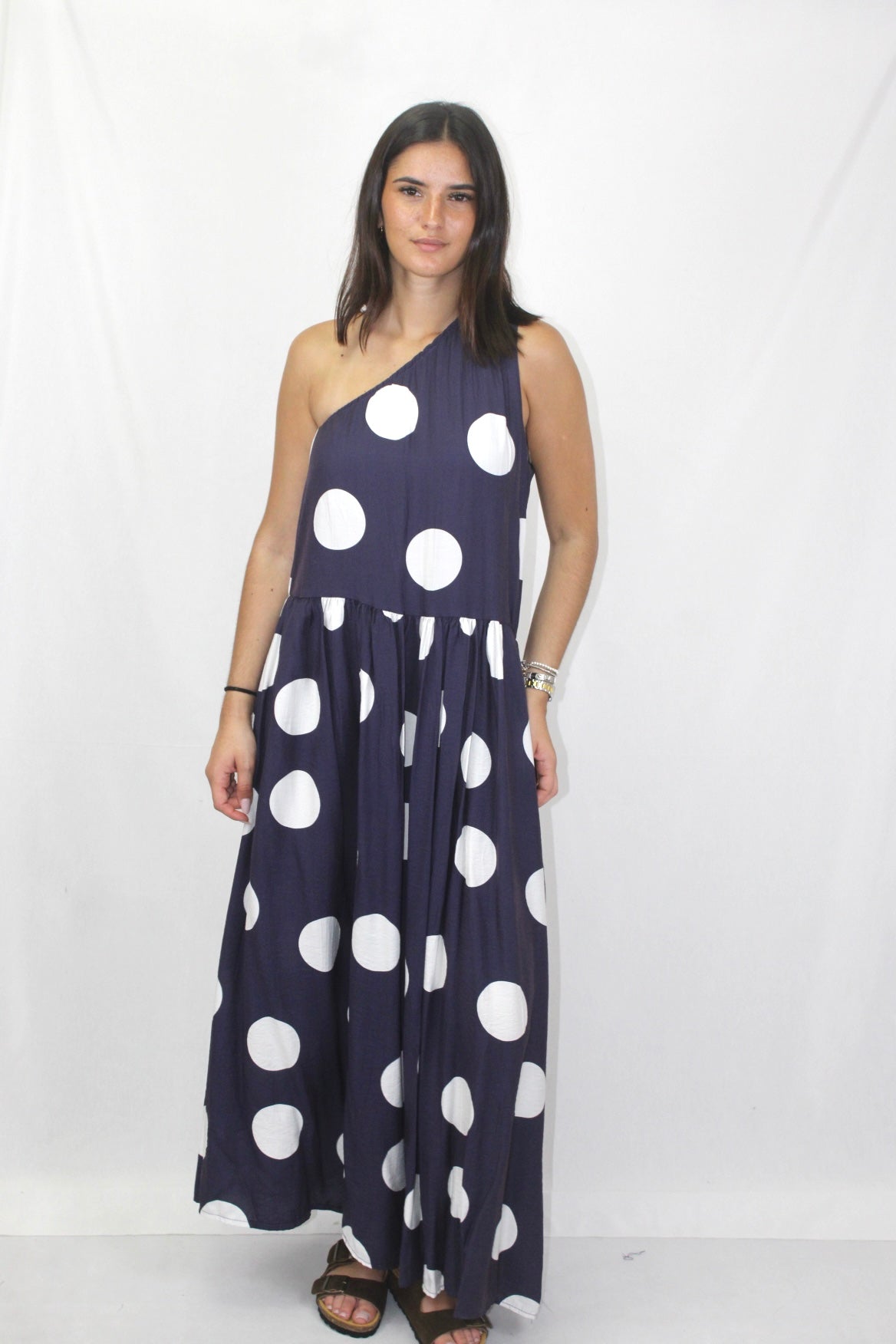 Vestido Polka Dot com Ombro Descoberto