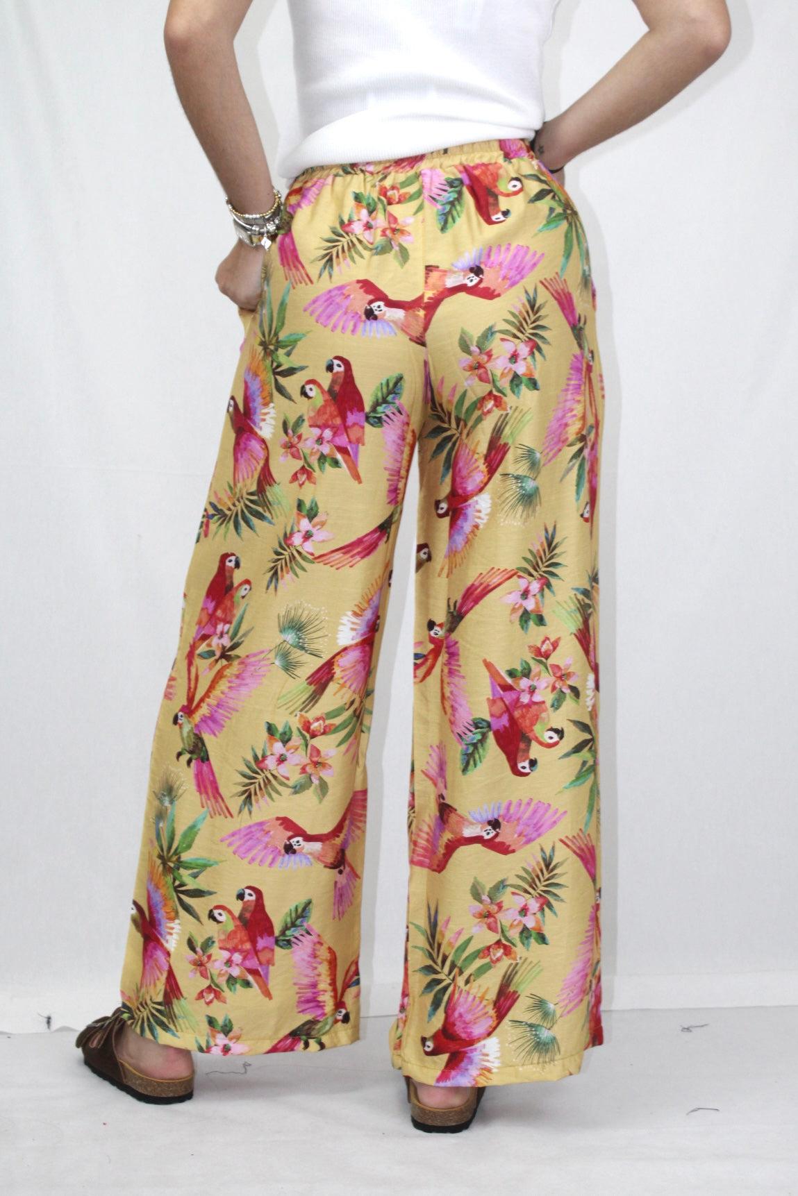 Pantalonas com Elástico na Cintura