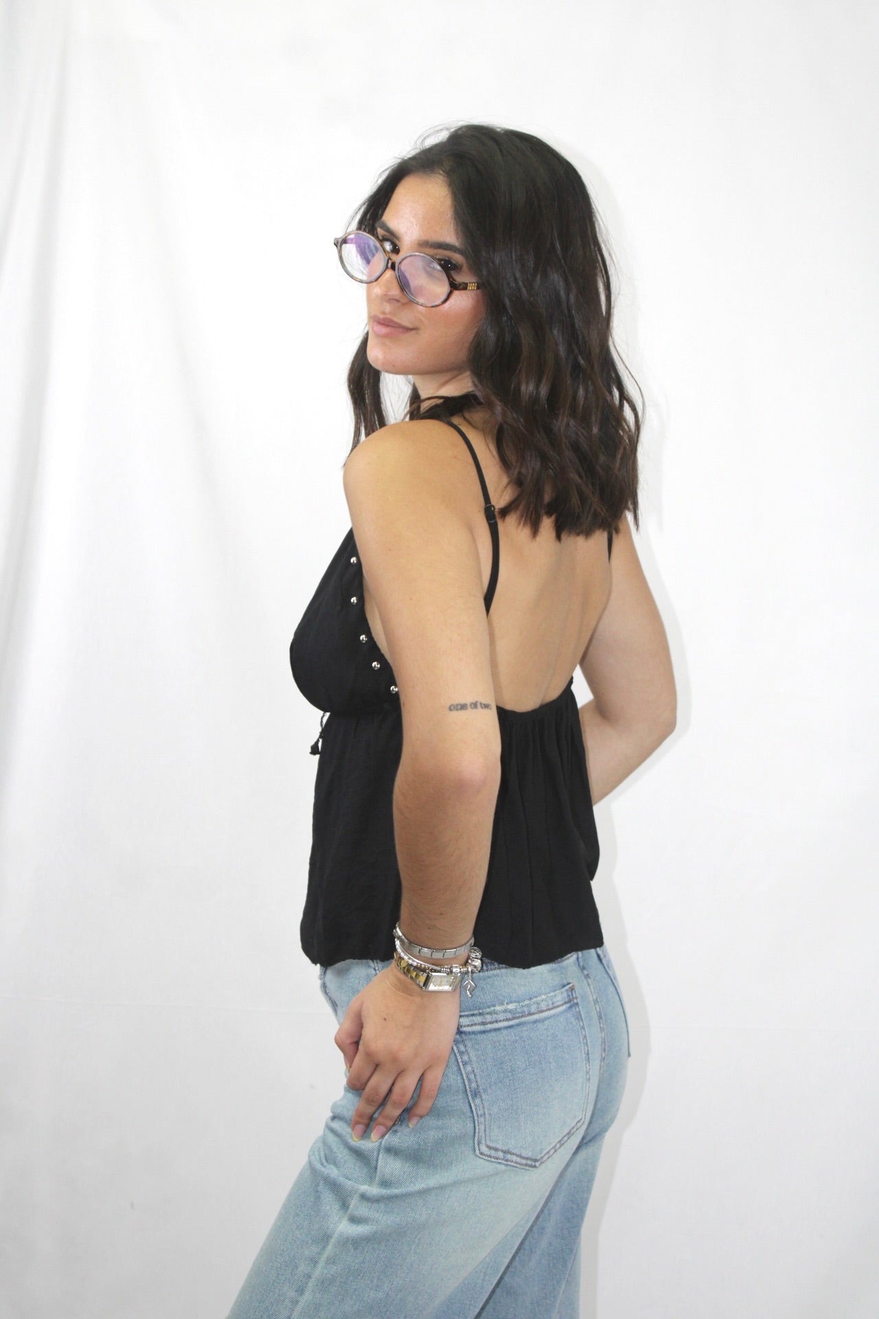 Top de Alças com Tachas